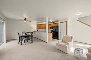 2813 SW Indian Cir, Redmond, OR 97756 - Photo 2