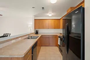 2813 SW Indian Cir, Redmond, OR 97756 - Photo 4