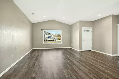 7849 Cadence Lane, White City, OR 97503 - Photo 4