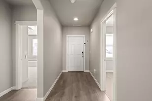 1615 Pearl Eye Ln, Medford, OR 97504 - Photo 6