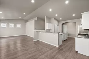 1615 Pearl Eye Ln, Medford, OR 97504 - Photo 10