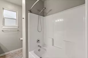 1615 Pearl Eye Ln, Medford, OR 97504 - Photo 24