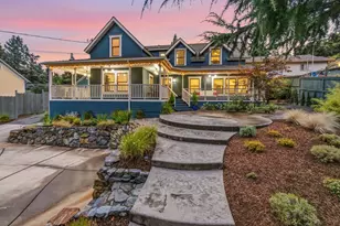 494 Holly St, Ashland, OR 97520 - Photo 6