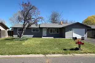 4839 Darwin Pl, Klamath Falls, OR 97603 - Photo 1