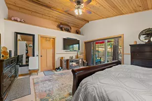357 El Conejo Dr, Grants Pass, OR 97526 - Photo 16