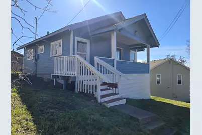 1210 Lincoln Street, Klamath Falls, OR 97601 - Photo 1