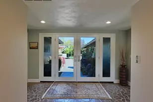 2424 Pembroke Cir, Medford, OR 97504 - Photo 4