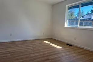 522 Hudspeth Ln, Shady Cove, OR 97539 - Photo 22