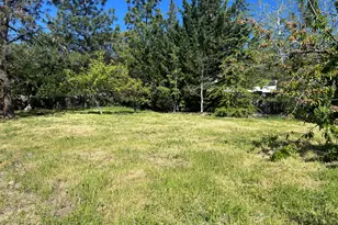522 Hudspeth Ln, Shady Cove, OR 97539 - Photo 34