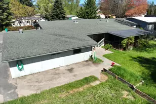 401 Bayard Dr, Grants Pass, OR 97527 - Photo 34