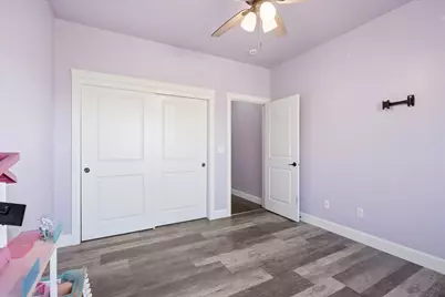 729 Amhurst Way, Medford, OR 97504 - Photo 16