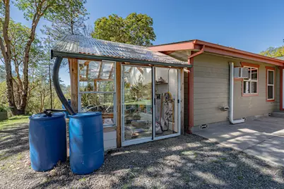 9449 Wagner Creek Road, Talent, OR 97540 - Photo 36