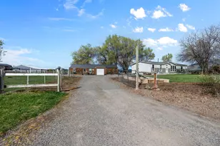 7651 NW Edwards Rd, Prineville, OR 97754 - Photo 18