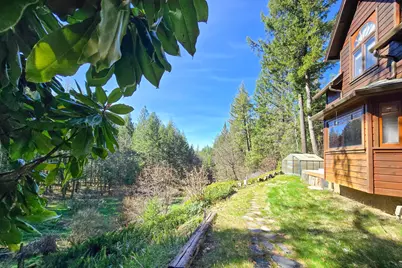 1449 Queen Of Bronze Road, Cave Junction, OR 97523 - Photo 8