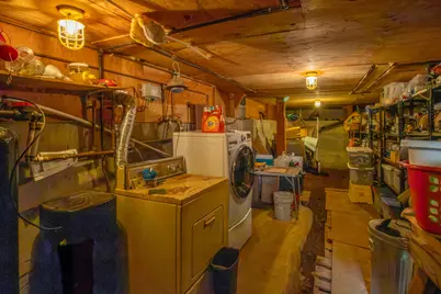 1449 Queen Of Bronze Road, Cave Junction, OR 97523 - Photo 38