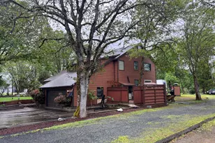 255 Barker Dr, Merlin, OR 97532 - Photo 2