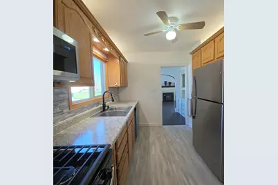 939 N Alameda Avenue, Klamath Falls, OR 97601 - Photo 8