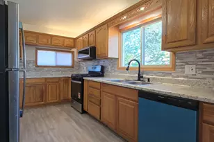 939 N Alameda Ave, Klamath Falls, OR 97601 - Photo 10