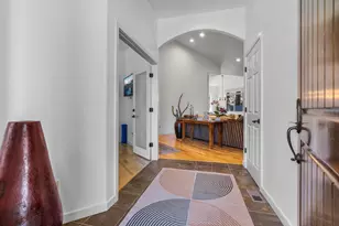 19449 Ironwood Cir, Bend, OR 97702 - Photo 4