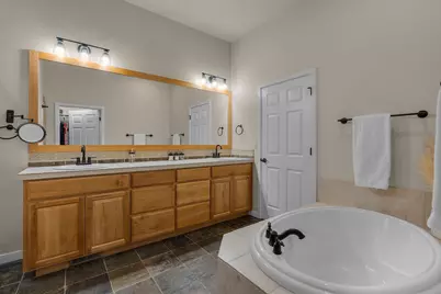 19449 Ironwood Circle, Bend, OR 97702 - Photo 22