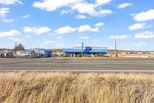1810 SW Hwy 97, Madras, OR 97741 - Photo 1