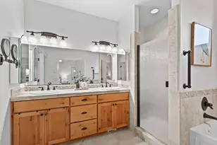 4310 Vista Pointe Dr, Medford, OR 97504 - Photo 32