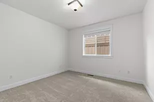 4310 Vista Pointe Dr, Medford, OR 97504 - Photo 24