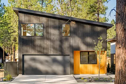 631 N Sisters Woodlands Way Way, Sisters, OR 97759 - Photo 1