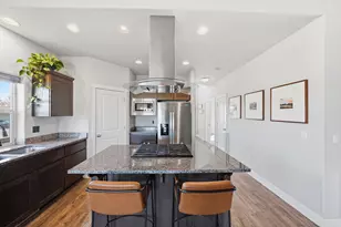 62735 Hawkview Road, Bend, OR 97701 - Photo 18