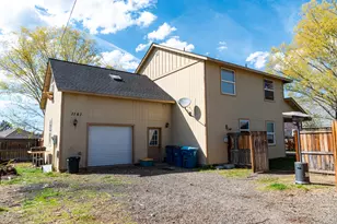 1162 SW Canyon Dr, Redmond, OR 97756 - Photo 22