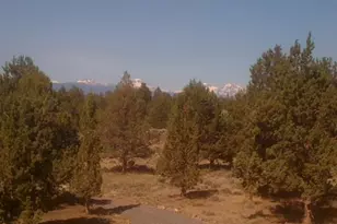 64810 McGrath Rd, Bend, OR 97701 - Photo 18