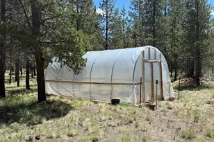 55050 Huntington Rd, Bend, OR 97707 - Photo 44