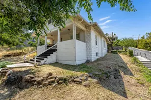 639 Washington St, Klamath Falls, OR 97601 - Photo 2