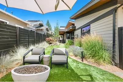 3125 NW Blodgett Way, Bend, OR 97703 - Photo 54