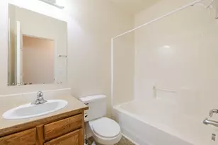 1263 NE 4th St, Redmond, OR 97756 - Photo 20