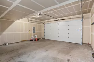 16573 Beesley Pl, La Pine, OR 97739 - Photo 34