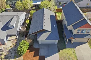 2879 NE Jackdaw Dr, Bend, OR 97701 - Photo 32