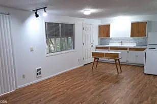 315 S Old Stage Rd, Cave Junction, OR 97523 - Photo 8
