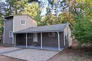 315 S Old Stage Rd, Cave Junction, OR 97523 - Photo 22