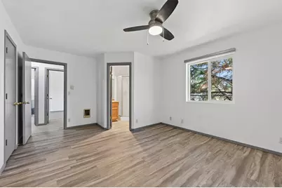 908 SE Stratford Court, Bend, OR 97702 - Photo 10