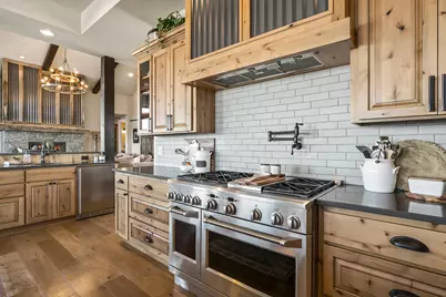 16368 SW Hat Rock Loop, Powell Butte, OR 97753 - Photo 22