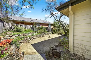 1027 Oak Knoll Dr, Ashland, OR 97520 - Photo 40