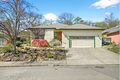 1027 Oak Knoll Drive, Ashland, OR 97520 - Photo 2