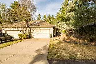 3020 NW Clubhouse Dr, Bend, OR 97703 - Photo 44