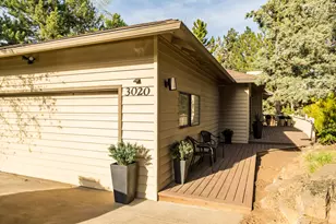 3020 NW Clubhouse Dr, Bend, OR 97703 - Photo 4