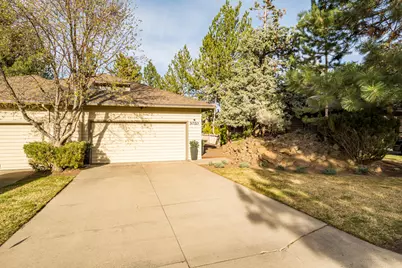3020 NW Clubhouse Drive, Bend, OR 97703 - Photo 2