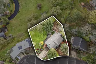 400 Fernwood Dr, Ashland, OR 97520 - Photo 50