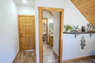 41650 Clover Creek Rd, Klamath Falls, OR 97601 - Photo 38