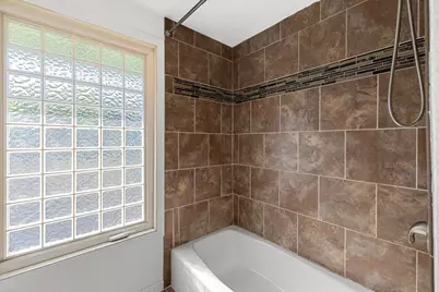 2384 Amaryllis Street, Medford, OR 97504 - Photo 26