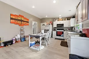 3828 NE 45th St, Redmond, OR 97756 - Photo 6